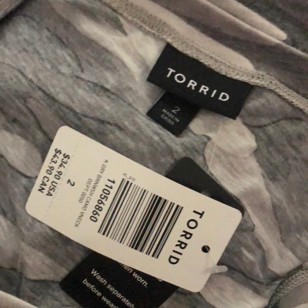 Torrid classic fit burnout camo t shirt - Picture 2 of 3